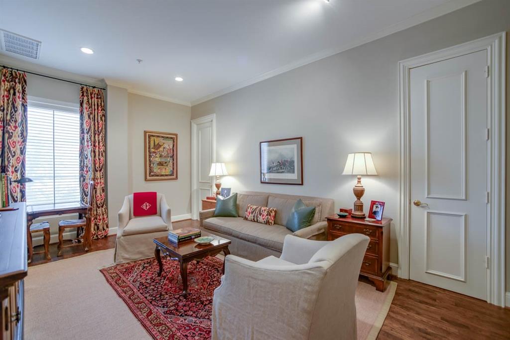 Plaza At Turtle Creek Residence Ph - Residential