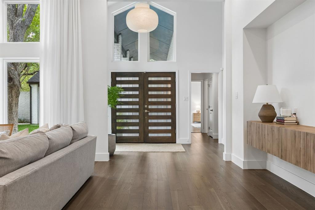 2016 Wing Point Lane