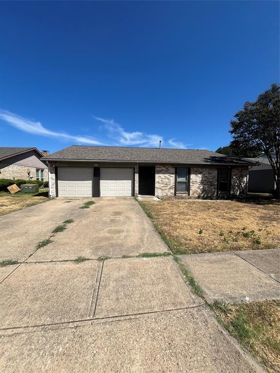 1211 Brush Creek Drive
