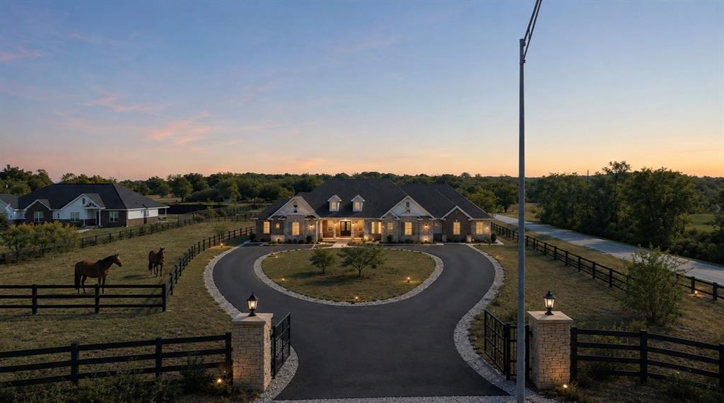 2424 County Road 913
