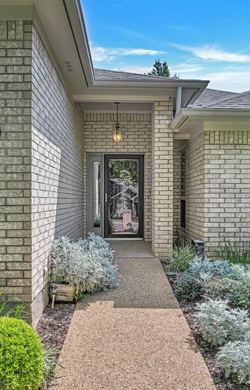 3009 Chimney Hill Drive