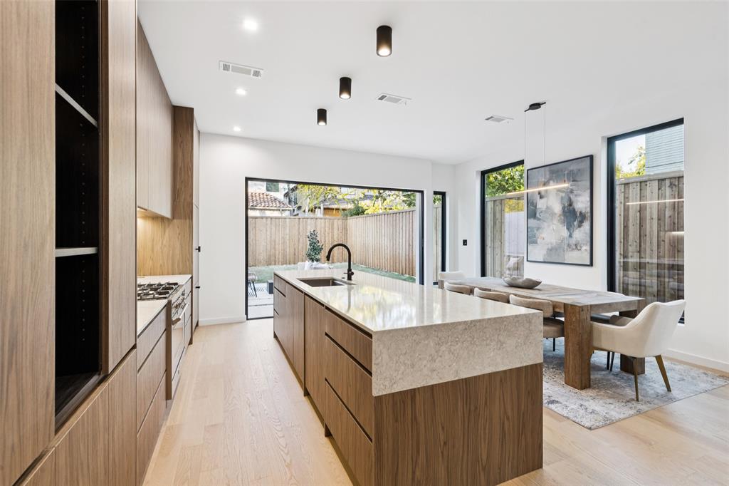 Webster & Boedekers - Residential