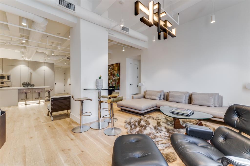 1505 Elm Street 1103