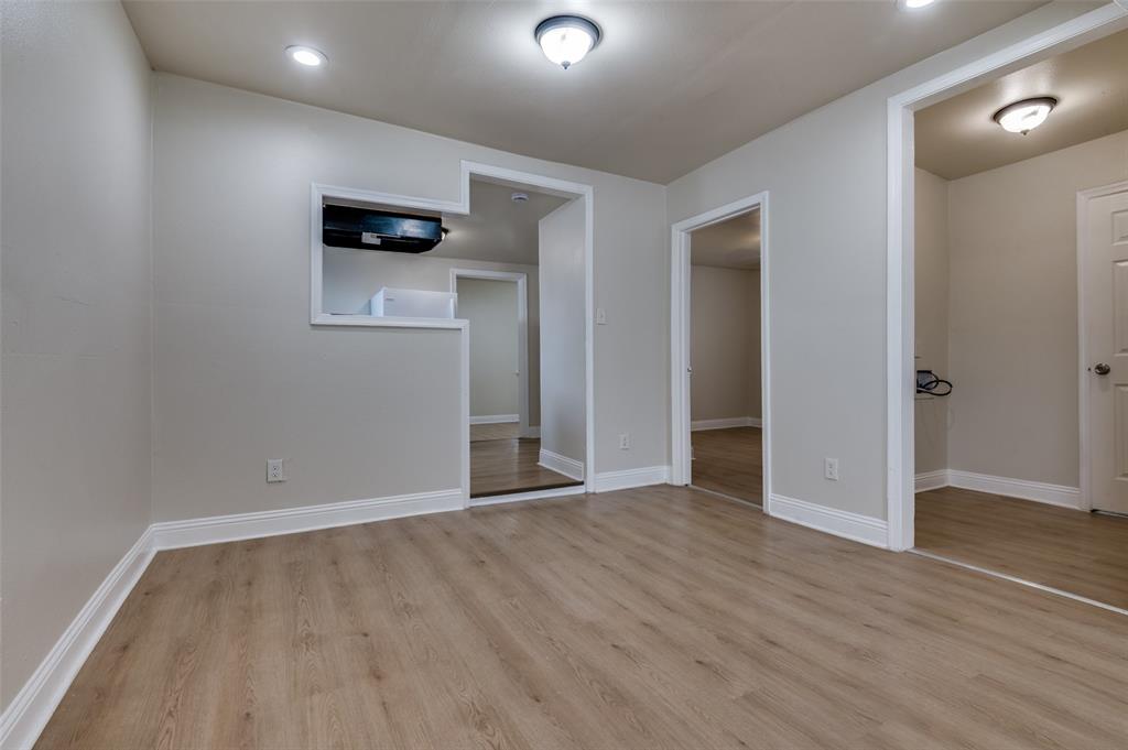 Lincoln Manor - Residential