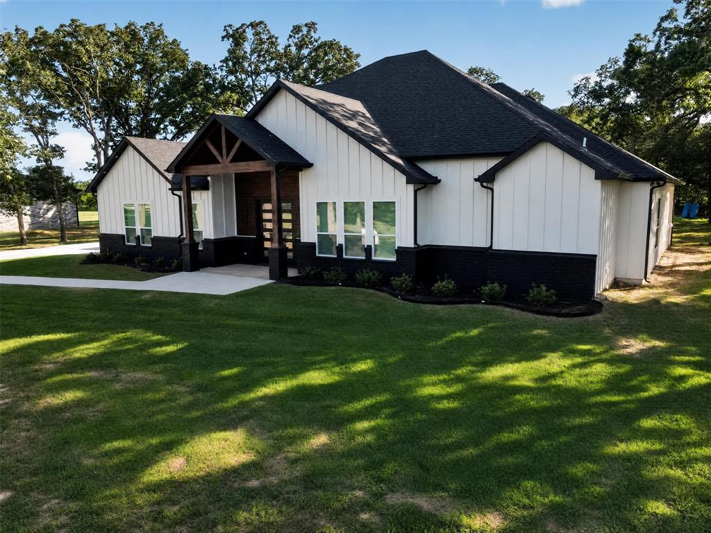 153 Crestview Drive
