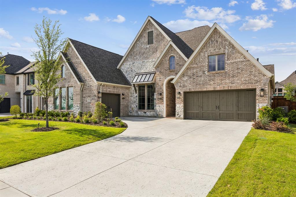 2360 Shady Hill Drive