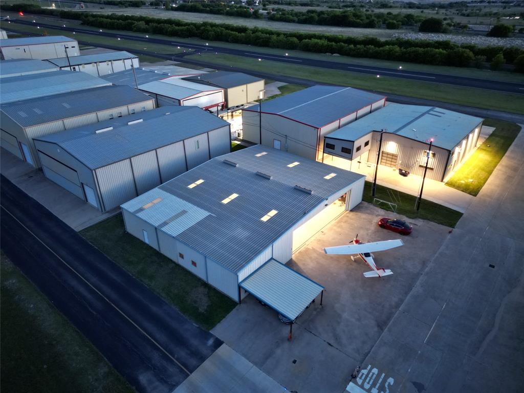 Hicks Airfield - Commercial Sale