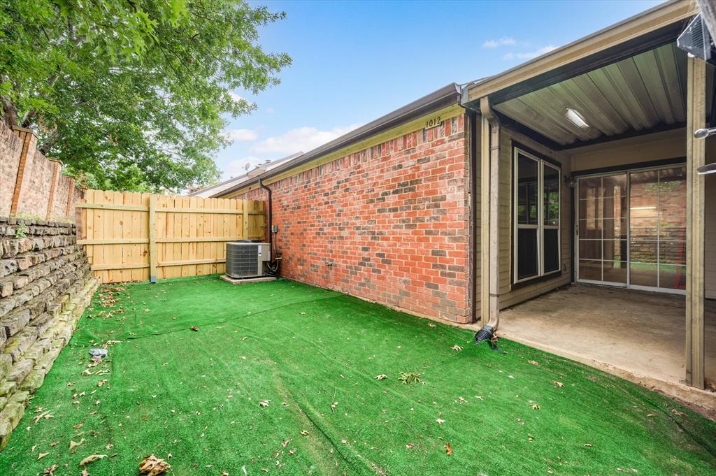 Wykeham-Wykeham Condos - Residential