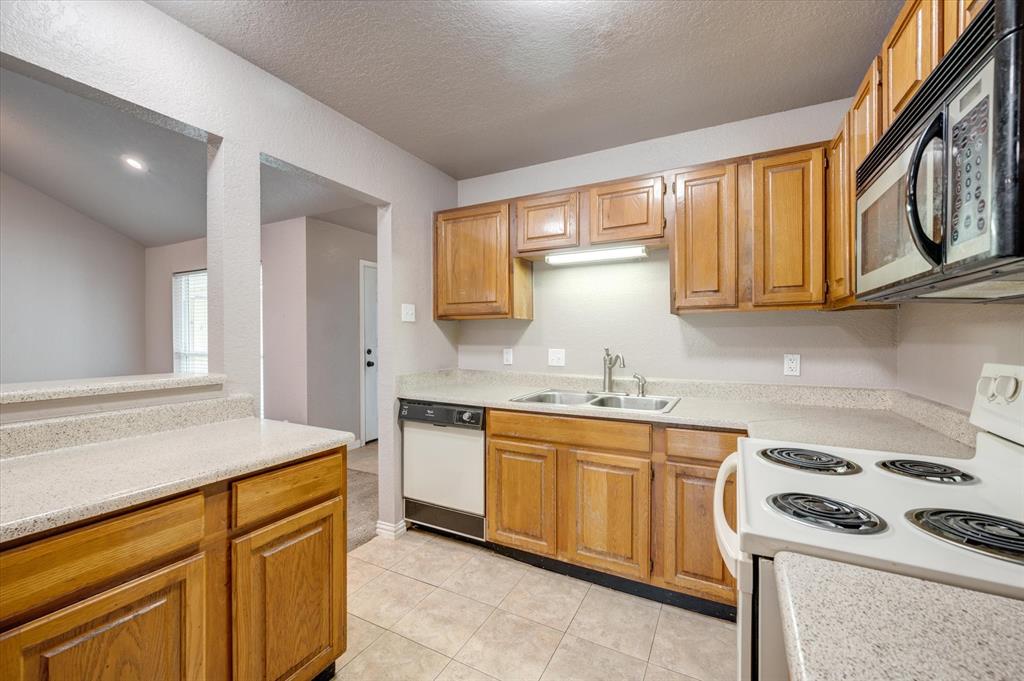 Wykeham-Wykeham Condos - Residential