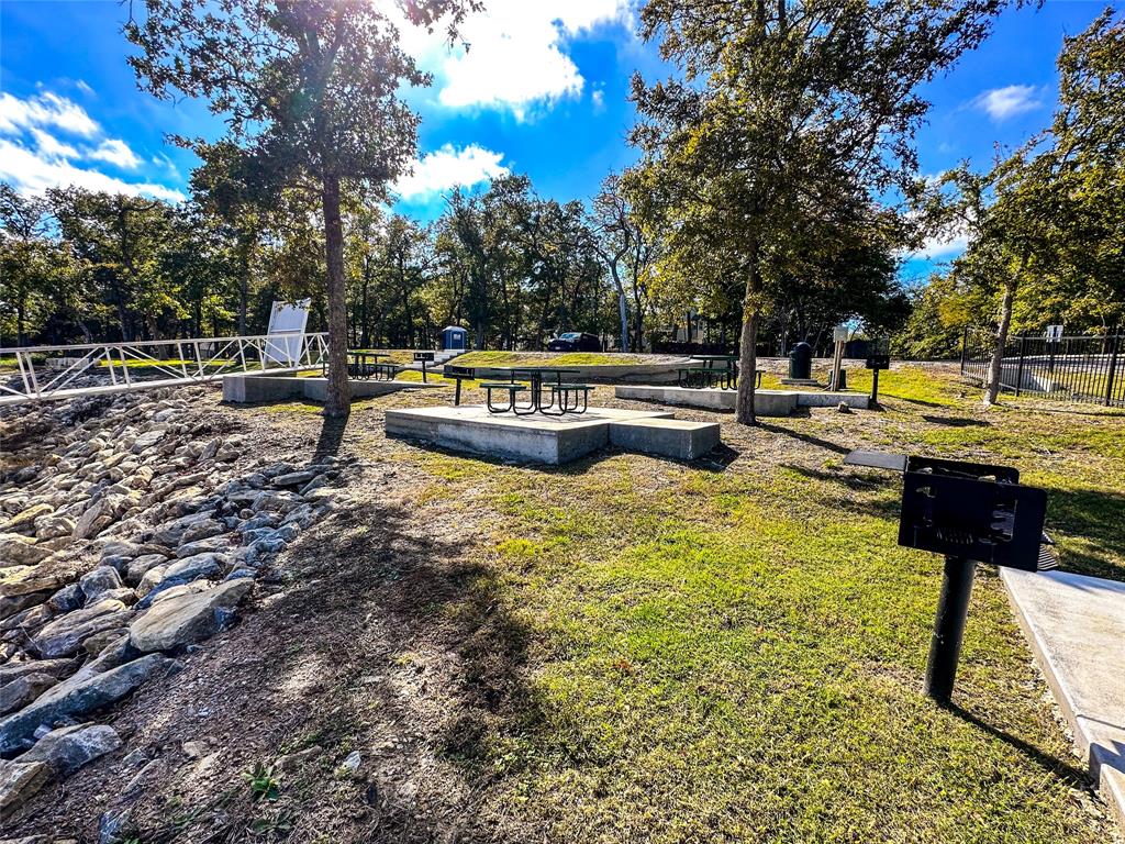 Admiral Shores - Land