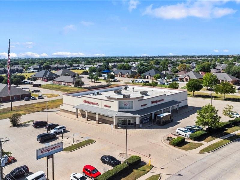 Saginaw Towne Center - Commercial Sale