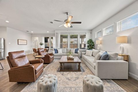 Tiny photo for 14900 Nightmist Road, Aledo, TX 76008 (MLS # 21054231)