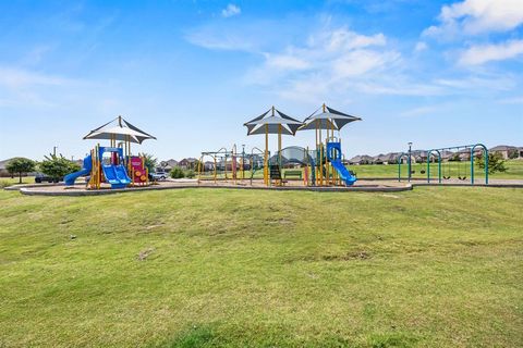 Tiny photo for 14900 Nightmist Road, Aledo, TX 76008 (MLS # 21054231)