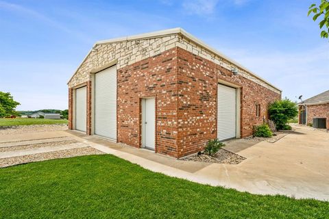 A home in Comanche