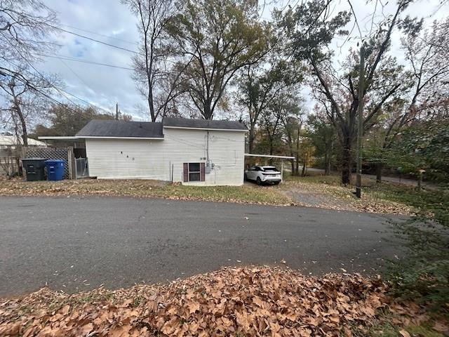 860 Boulevard Street