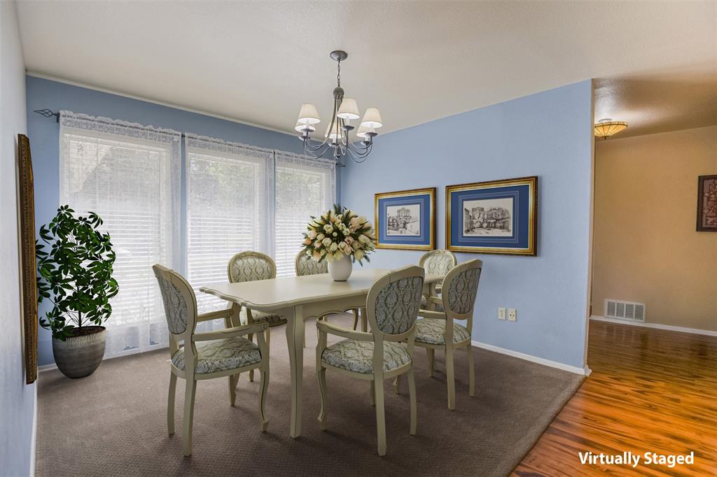2814 Hedgeway Drive