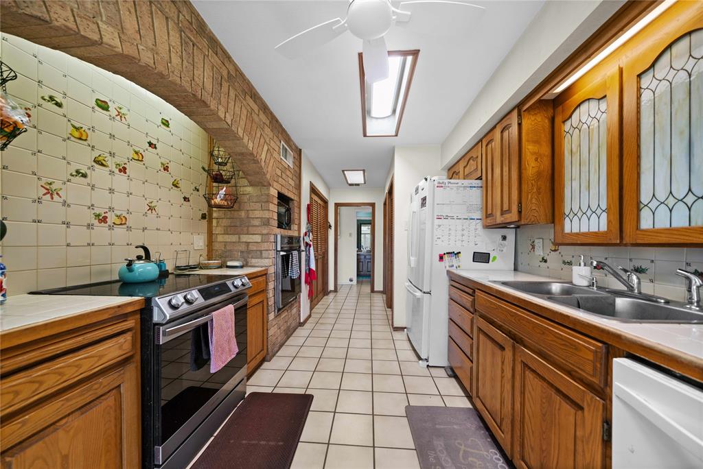 J Pineda - Residential