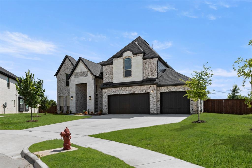 2565 Riverchase Way