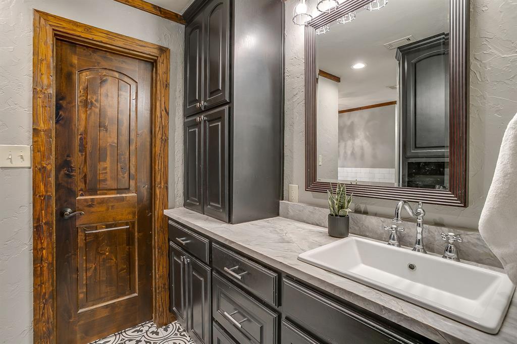 Lake Country Estates Add - Residential