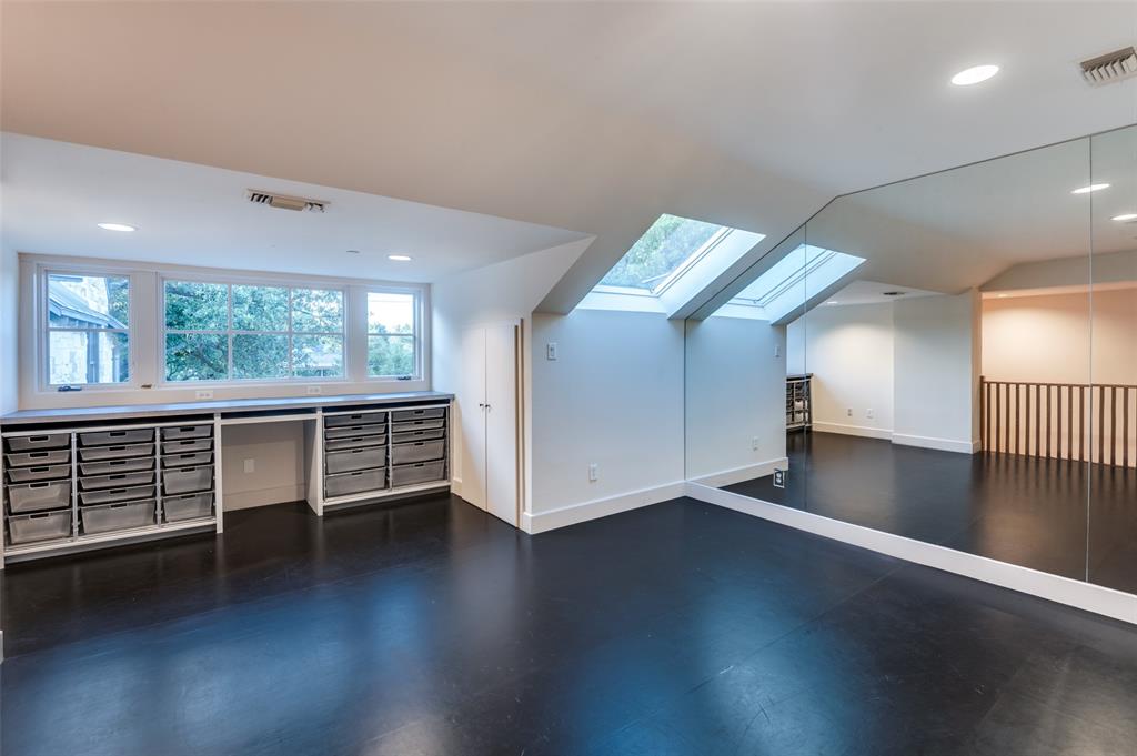 Lobello Estates - Residential