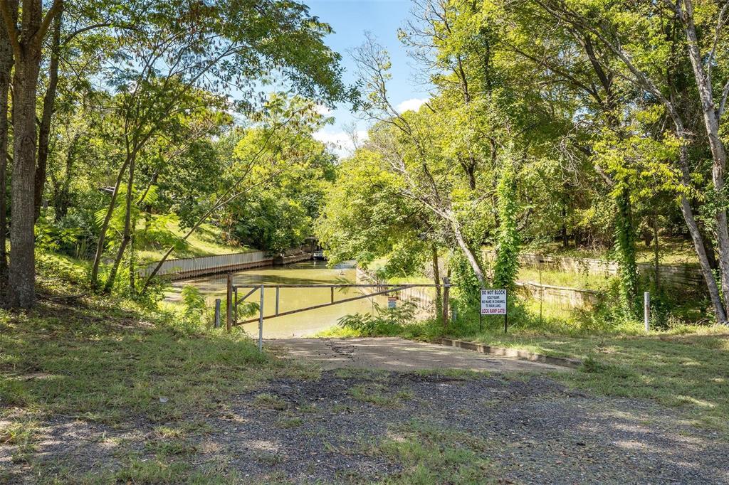 G T Walters A795 - Residential Lease