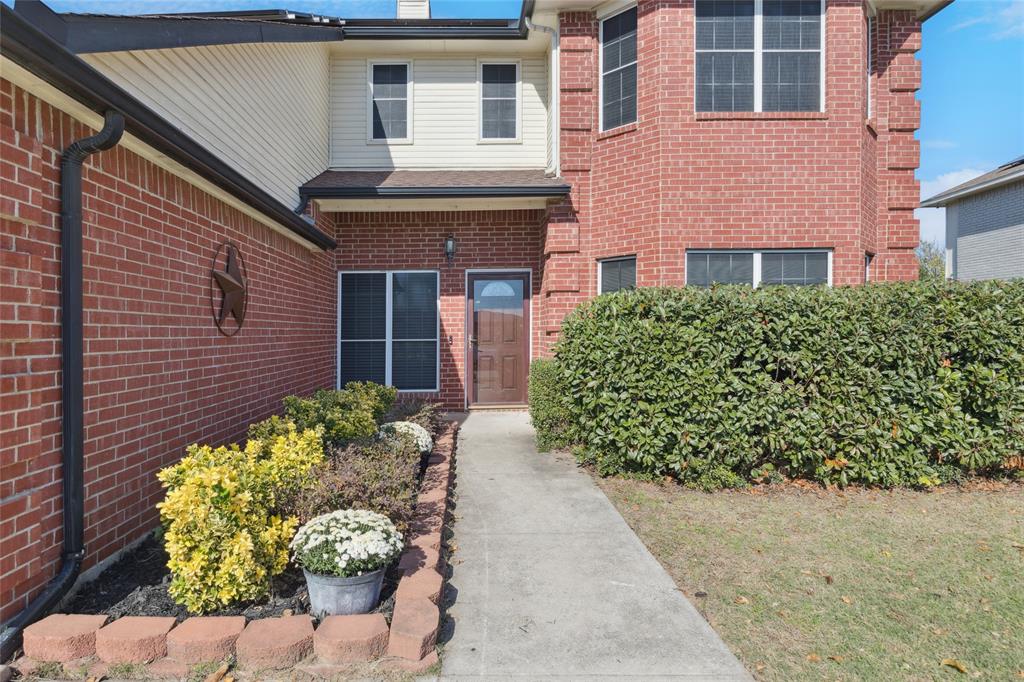 1116 Grand Central Parkway