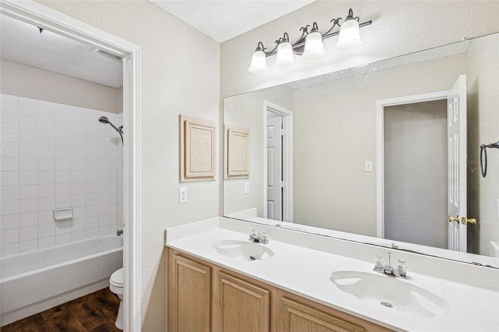 Saginaw, Texas 76131, United States, 4 Bedrooms Bedrooms, ,3 BathroomsBathrooms,Residential,Active,250128