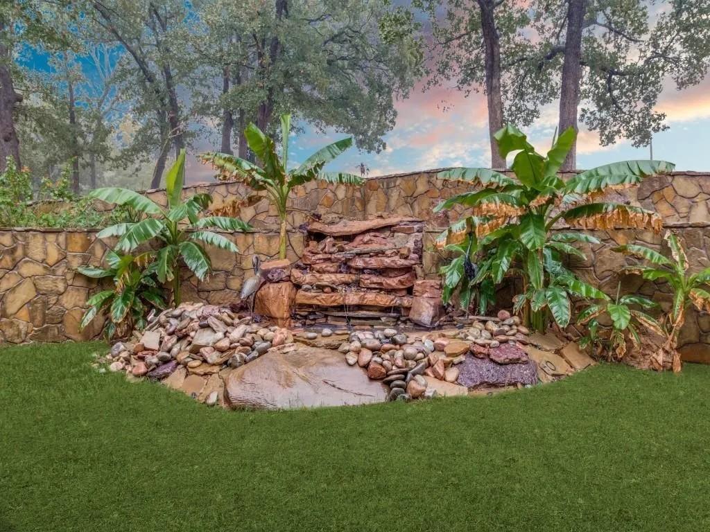 1635 Rock Creek Road