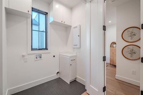 Tiny photo for 4128 University Boulevard #6L, University Park, TX 75205 (MLS # 21083184)