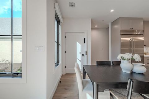 Tiny photo for 4128 University Boulevard #6L, University Park, TX 75205 (MLS # 21083184)