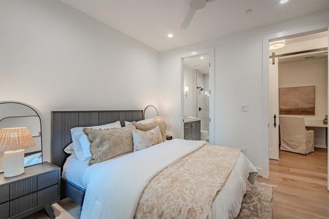 Tiny photo for 4128 University Boulevard #6L, University Park, TX 75205 (MLS # 21083184)