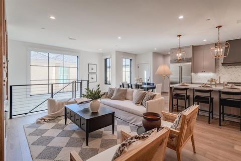 Tiny photo for 4128 University Boulevard #6L, University Park, TX 75205 (MLS # 21083184)