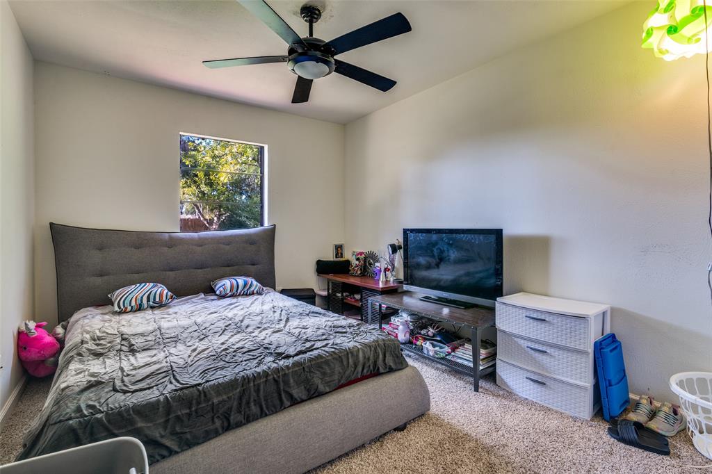 525 Via Altos Street