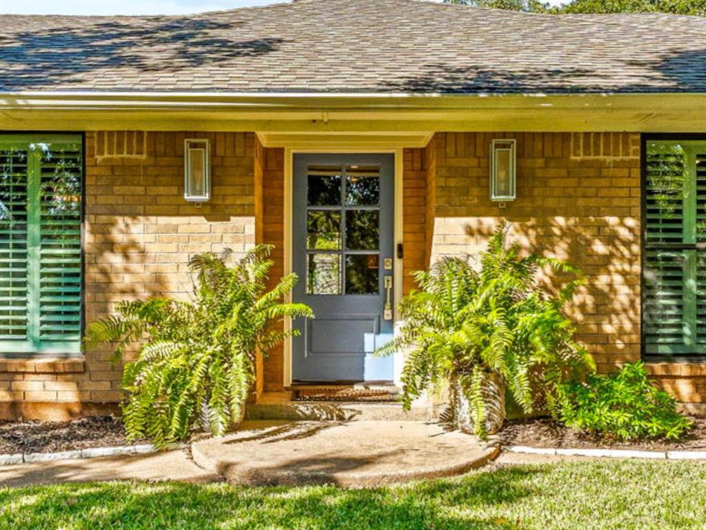 1507 Mimosa Circle