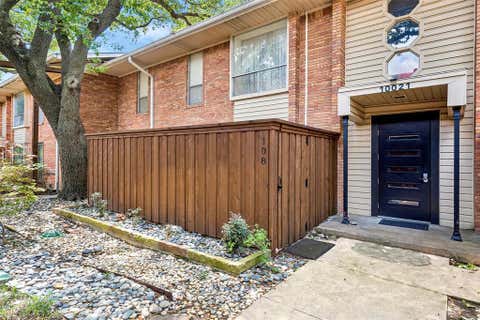 Photo of 10021 Regal Park Lane #108, Dallas, TX 75230 (MLS # 21295839)