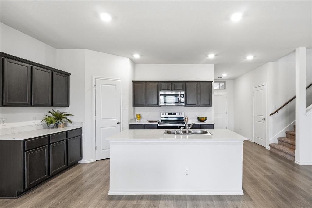 Photo of 3249 Waldrop Drive, Mesquite, TX 75126 (MLS # 21247926)