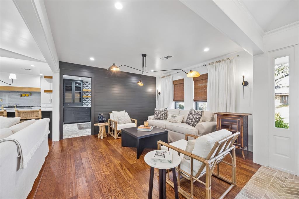 311 Canyon Valley Drive