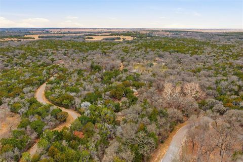 Photo of 444 Red Bud Hill, Valley Mills, TX 76689 (MLS # 21151749)