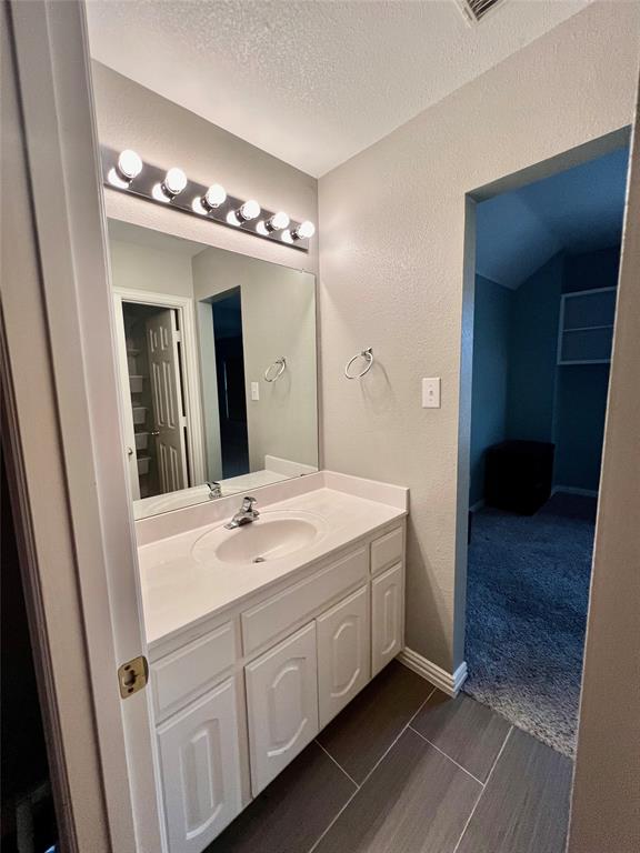 Lake Forest Ph 2 North - Residential Lease