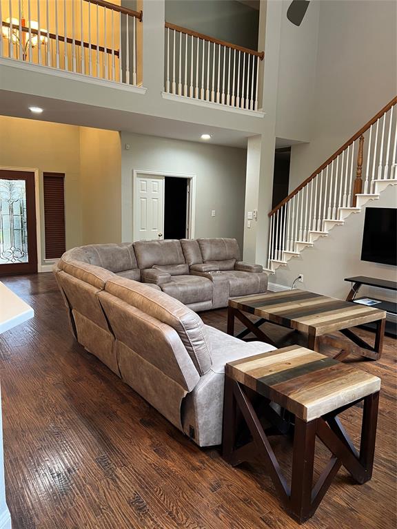 Lake Forest Ph 2 North - Residential Lease