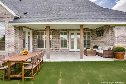 Tiny photo for 2020 Vanderbilt Drive, Weatherford, TX 76088 (MLS # 21100624)