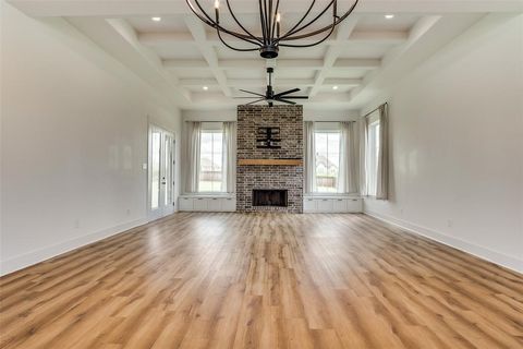 Tiny photo for 2020 Vanderbilt Drive, Weatherford, TX 76088 (MLS # 21100624)