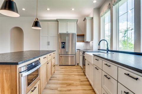 Tiny photo for 2020 Vanderbilt Drive, Weatherford, TX 76088 (MLS # 21100624)