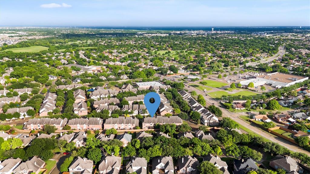 Suncreek Twnhms - Residential