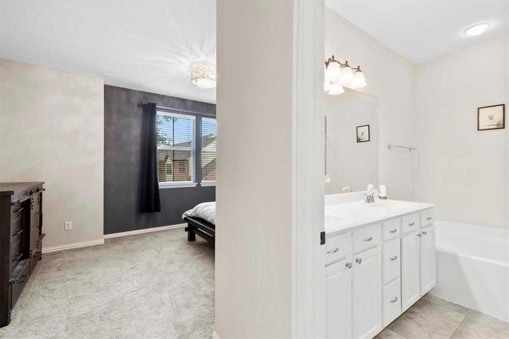 Suncreek Twnhms - Residential