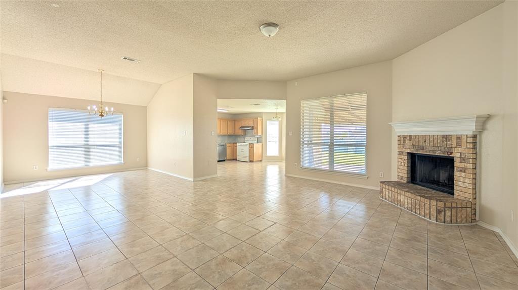 Meadow Vista Estates Add - Residential Lease