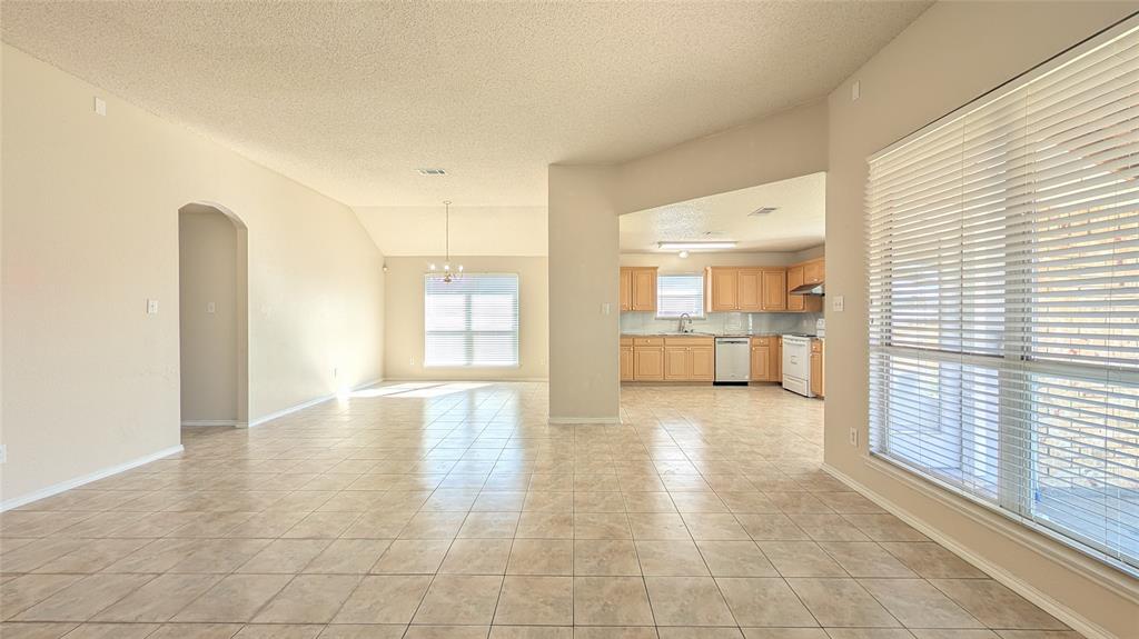 Meadow Vista Estates Add - Residential Lease