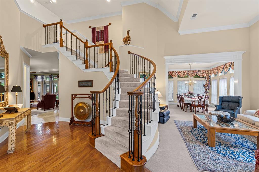 500 Broad Leaf Lane