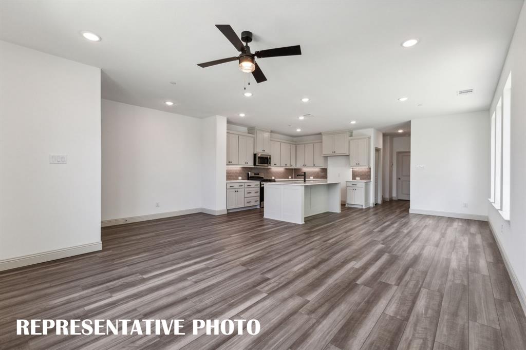 1039 Splitrock Drive