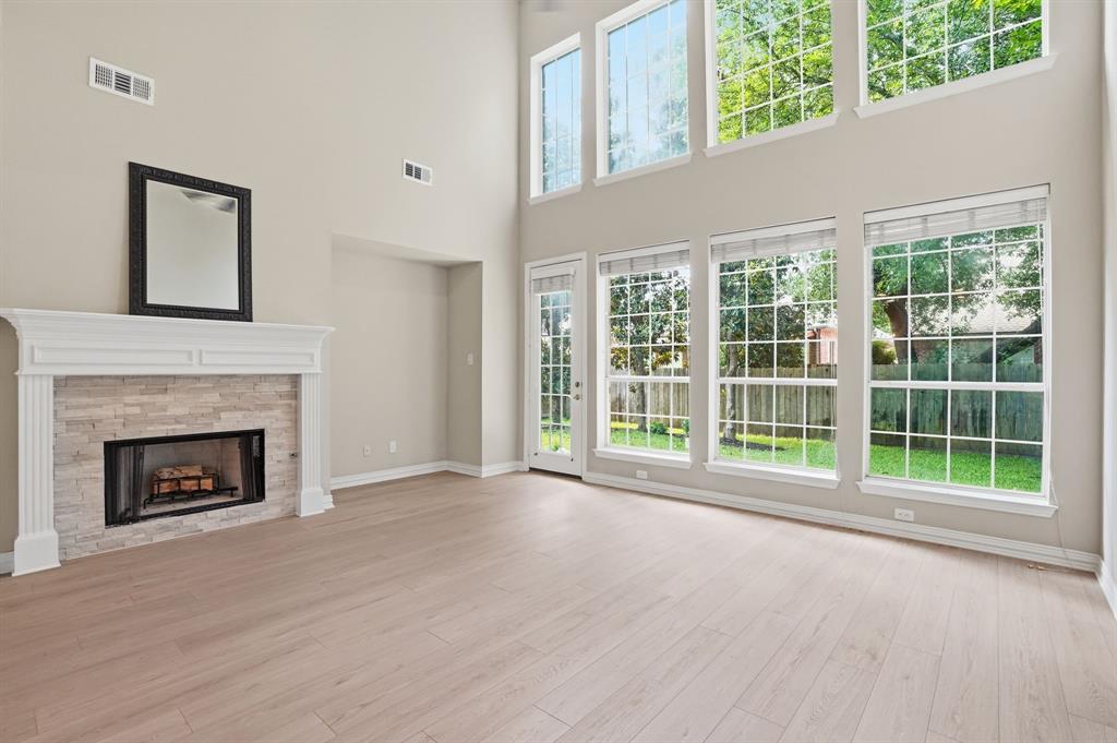 2500 Lakewood Court